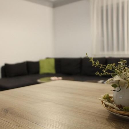 Ermis Apartments Metzingen  Exterior photo